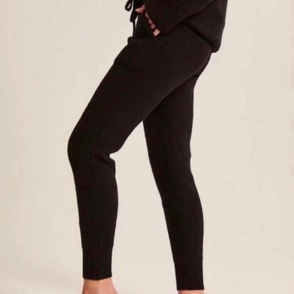 Abercrombie & Fitch 90s Sweater Joggers - Picture 5 of 5